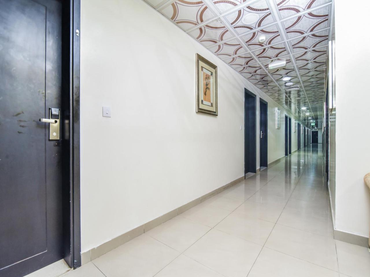 דובאי Oyo 138 Empire Hotel Apartments מראה חיצוני תמונה